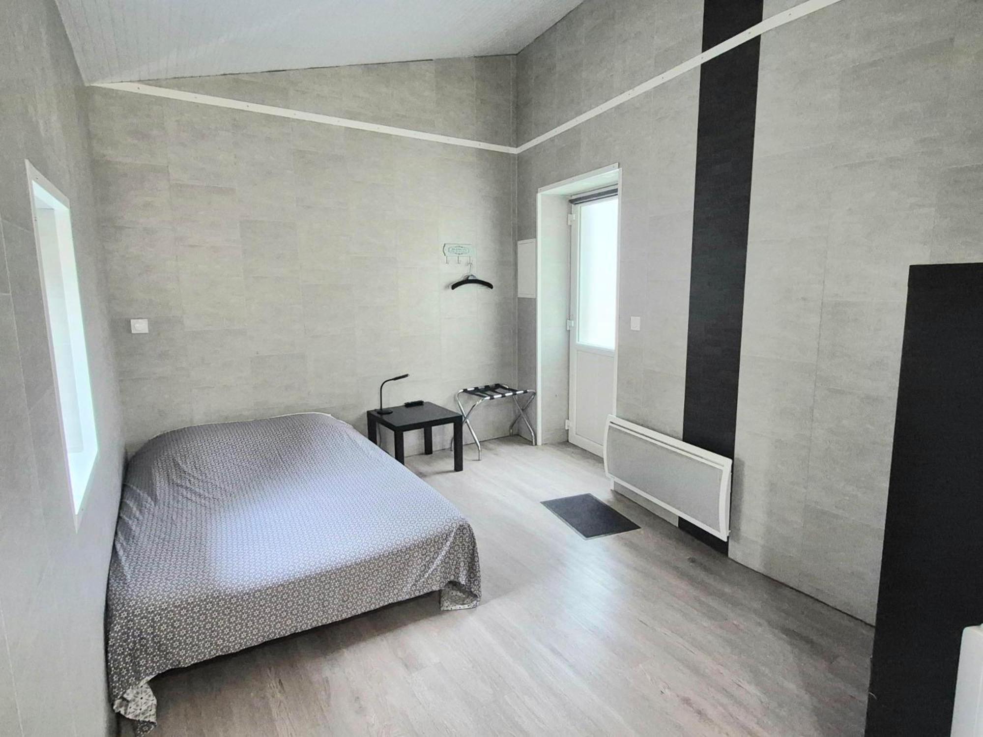 Studio Des Lacs - 2 Pers - Centre-Ville Brassac-les-Mines ภายนอก รูปภาพ